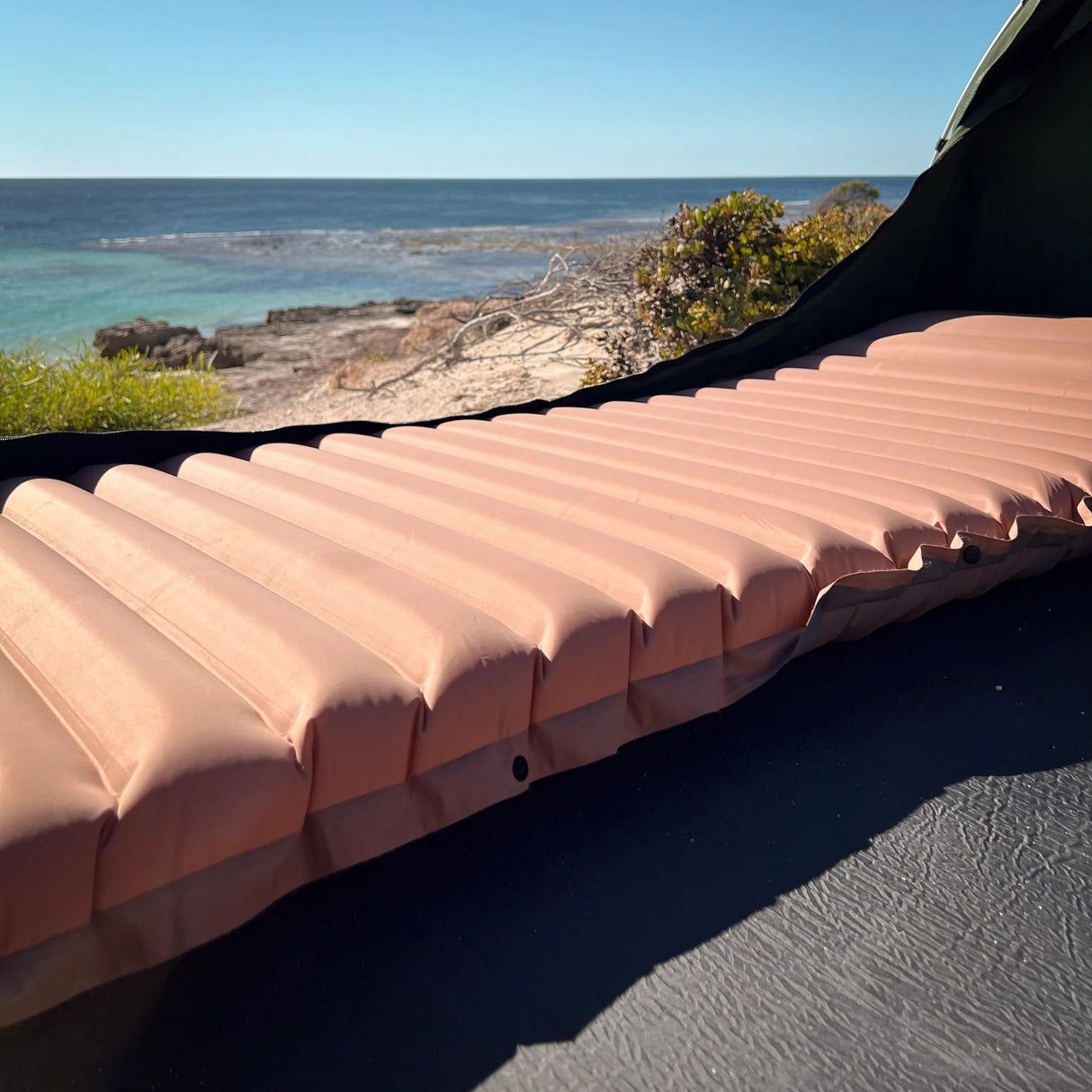 مرتبة هوائية قابلة للنفخ ناعمة للتخييم والسفر - وسادة نوم مريحة للنزهات والمشي لمسافات طويلة والمنزل