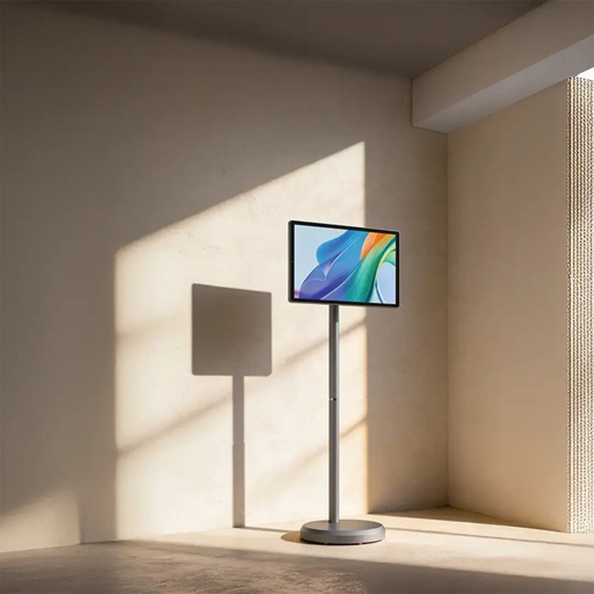 شاشة ذكية Surf مقاس 21.5 بوصة محمولة بعجلات، بطارية 27000mAh، شاشة لمس 1080P قابلة للدوران مع نظام Android 15 من Porodo