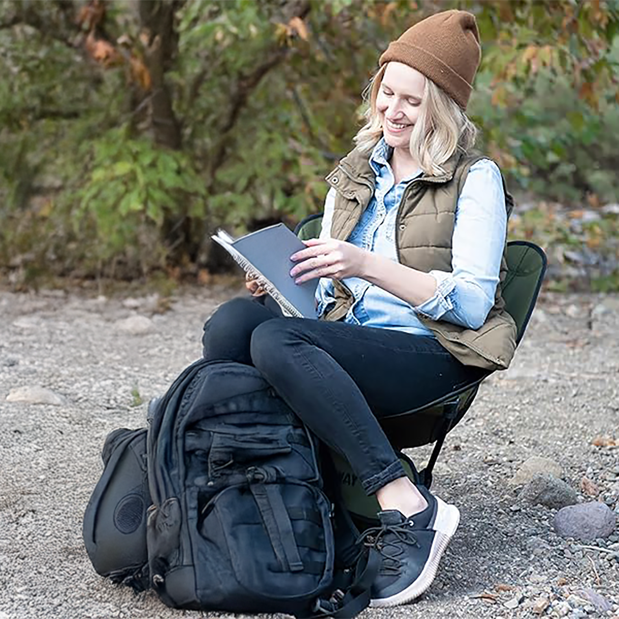 Ultralight Foldable Outdoor Chair – Design for Camping, Beach, Hiking, Wilderness & Fishing Adventures