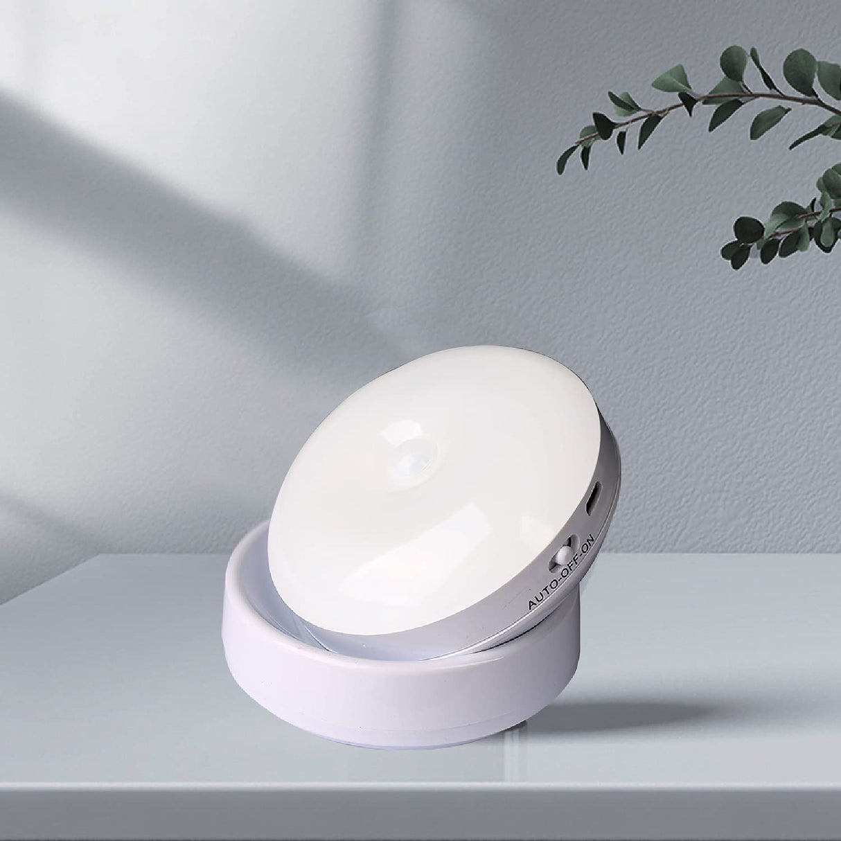 Motion sensor cabinet light - SASKA