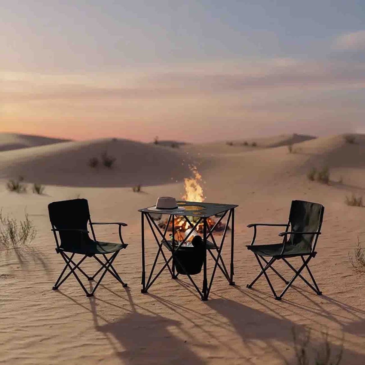 طاولة تخييم عالية الجودة، قابلة للطي، محمولة، خفيفة الوزن، بتصميم عصري من Porodo.