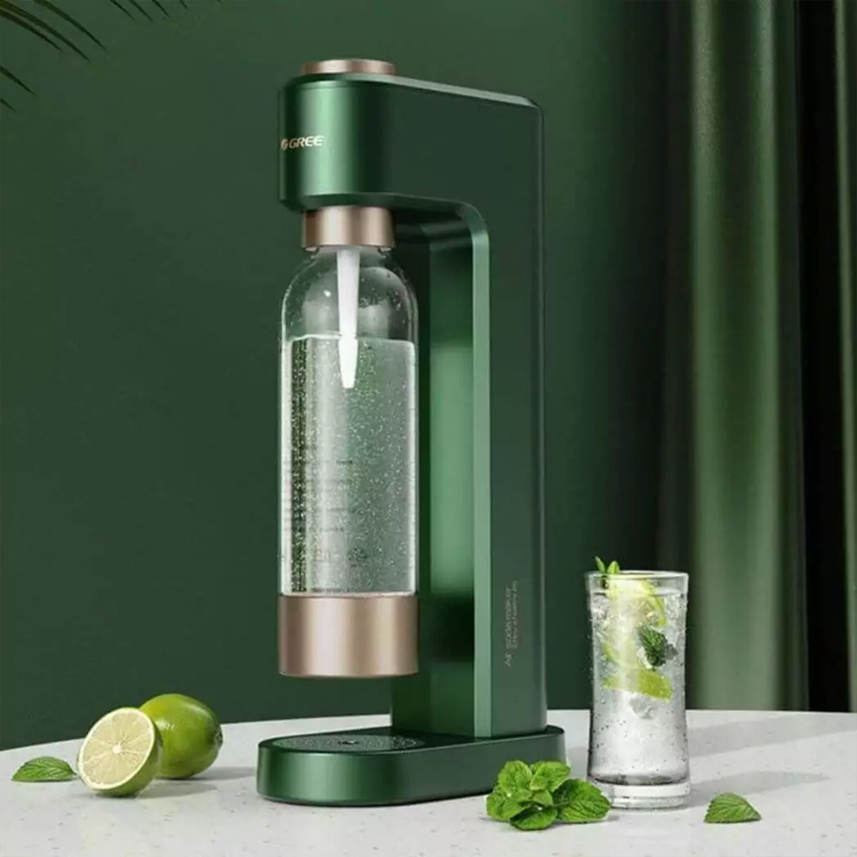 Sparkling Water Maker – Home Soda & Carbonated Drink Machine (Bottle Included) by Gree