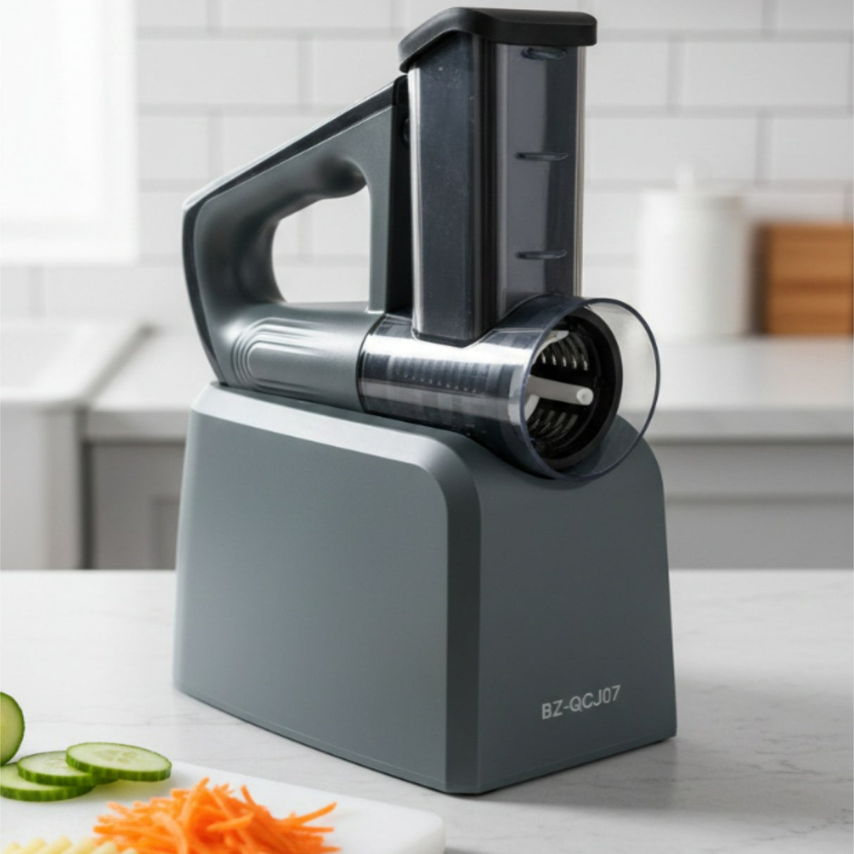 قطّاعة خضروات كهربائية ذكية 5 في 1 مع شاشة رقمية – قطّاعة وشرّاحة ومبشرة طعام قابلة لإعادة الشحن مع وعاء تخزين