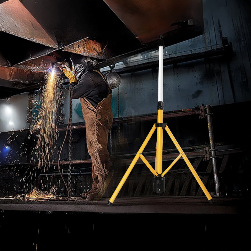 مصباح عمل LED محمول 20 واط - 2000 لومن، حامل ثلاثي القوائم، قابل لإعادة الشحن من Messicraft.