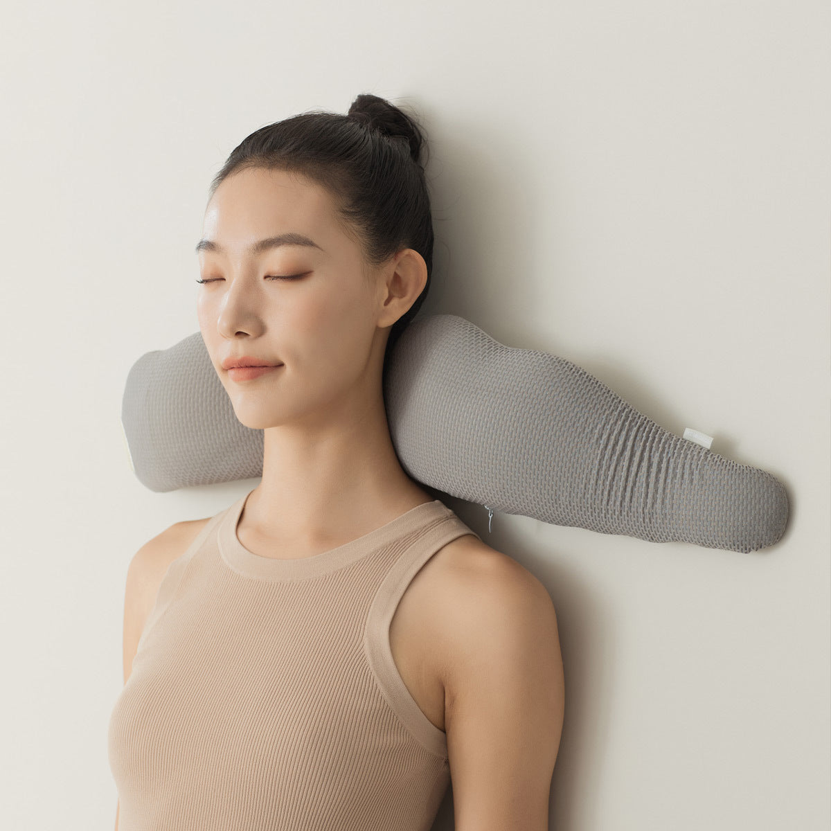 360° Ergonomic Neck Pillow – Adjustable Travel Neck Support Memory Foam by Yoyorelax